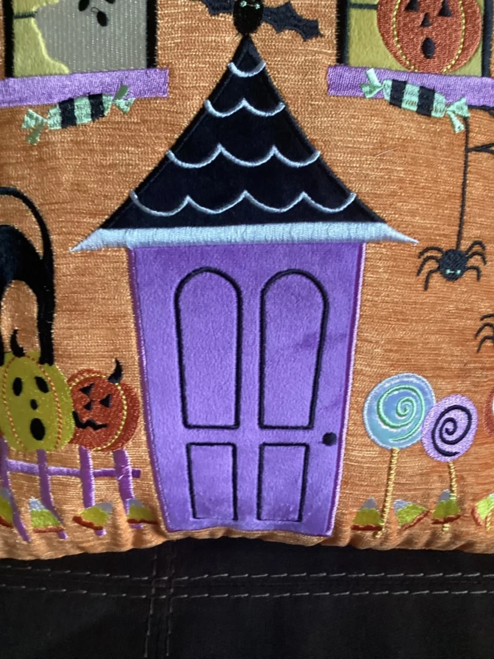 New Isaac Mizrahi Halloween Haunted House Decorative Pillow -17x18”